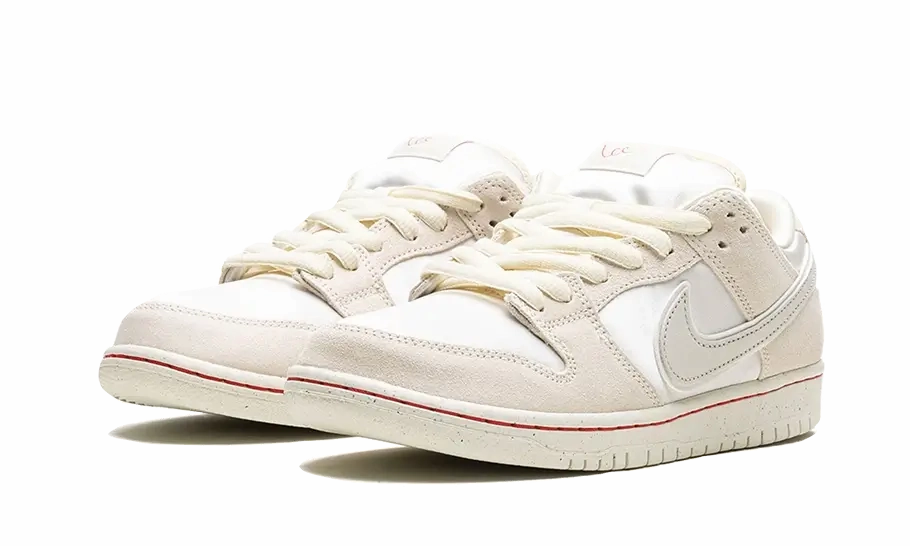 Nike SB Dunk Low City Of Love Light Bone Nike Sb Zoom Blazer Mid Skate Shoe