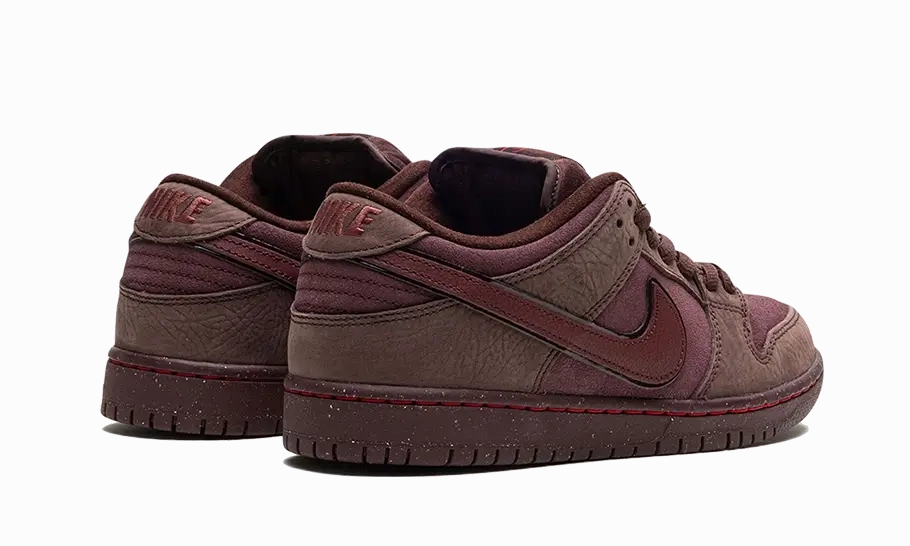 Nike SB Dunk Low City Of Love Burgundy Crush Nike Waffle Shoes Original
