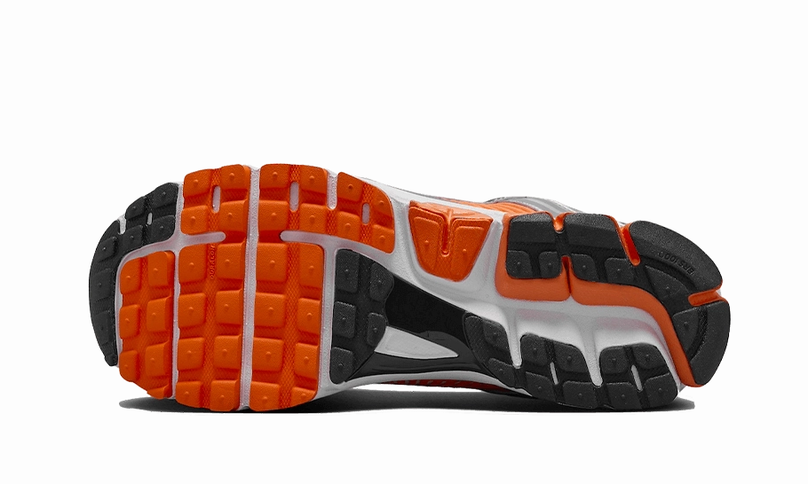 Nike Paul George Shoes Nike Zoom Vomero 5 Platinum Tint Safety Orange