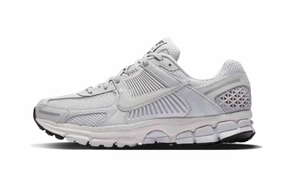 Nike Motiva Shoes Nike Zoom Vomero 5 SP Vast Grey