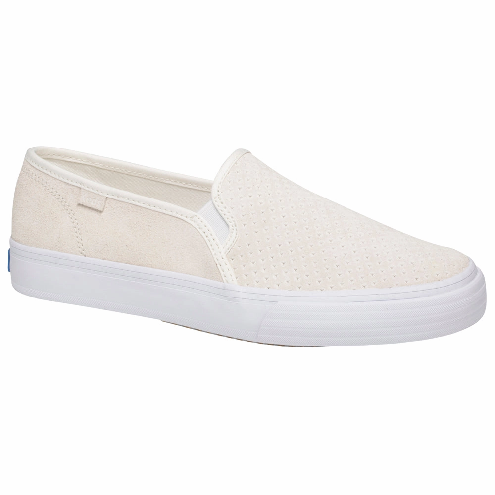 Ona Rmx Puffy Slip On Shoes Double Decker Perforated Slip On Sneakers
