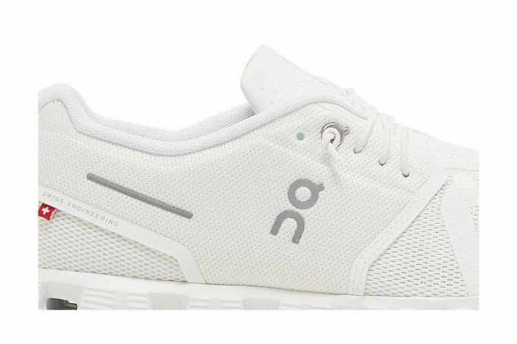On Running Cloud 5 Undyed White Best Running Shoes For Someone With Flat Feet