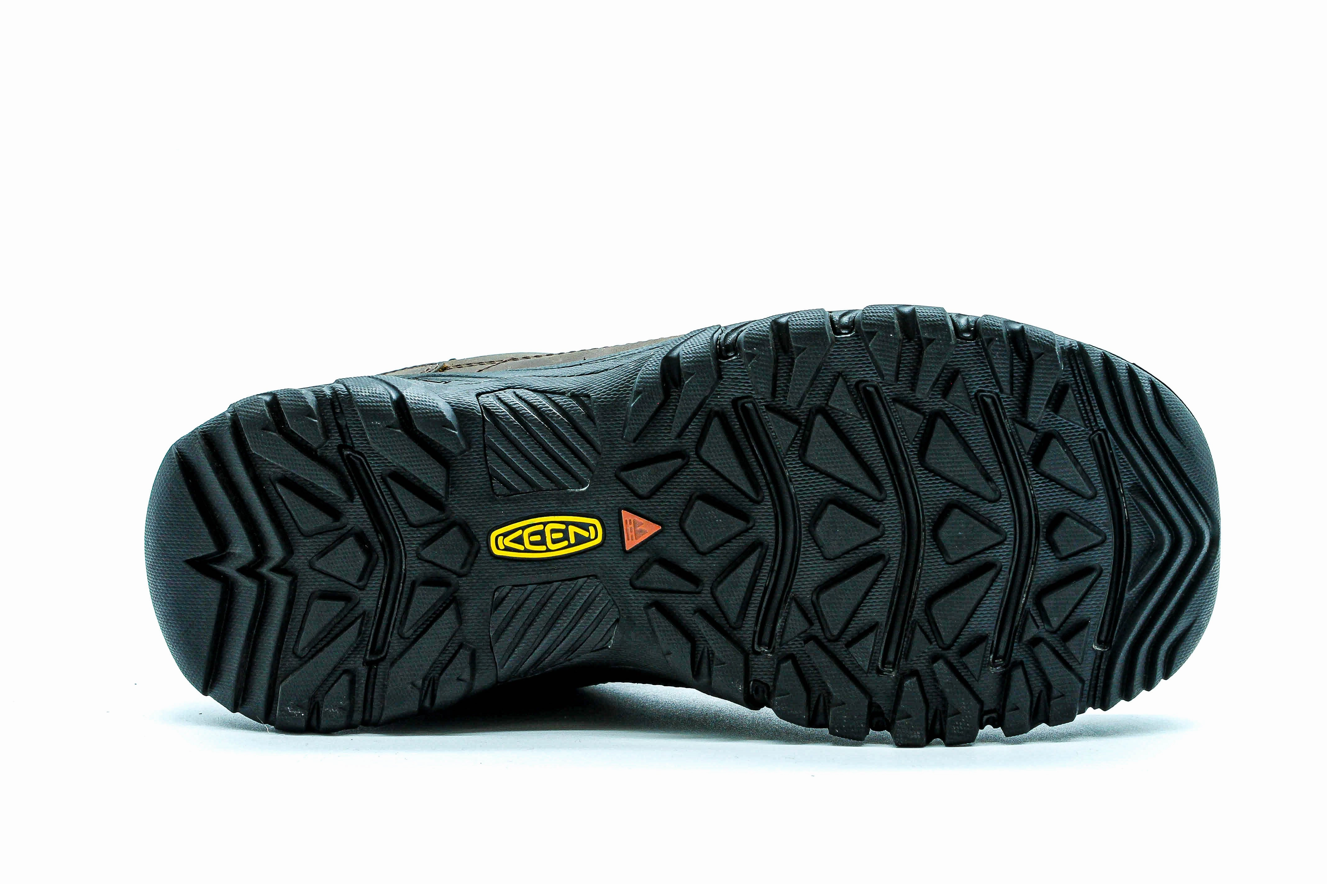 Wholecut Oxfords KEEN. TARGHEE III OXFORD