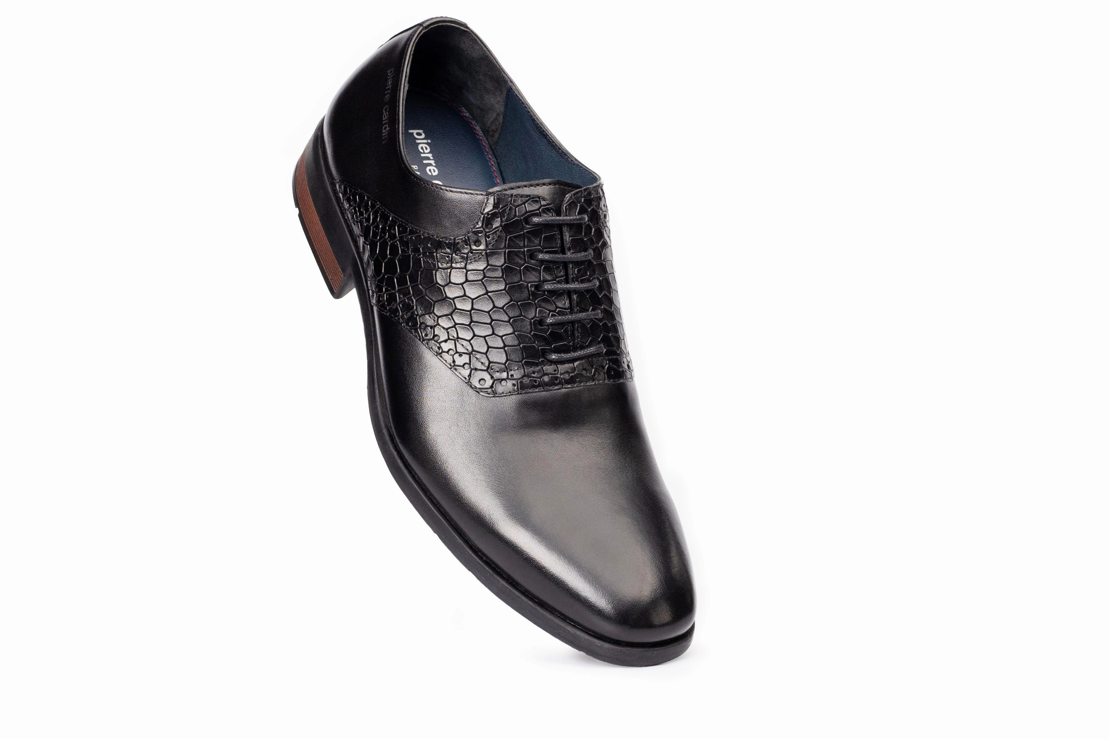 Onyx: Textured Black Oxford Loafers Or Oxfords With Suit