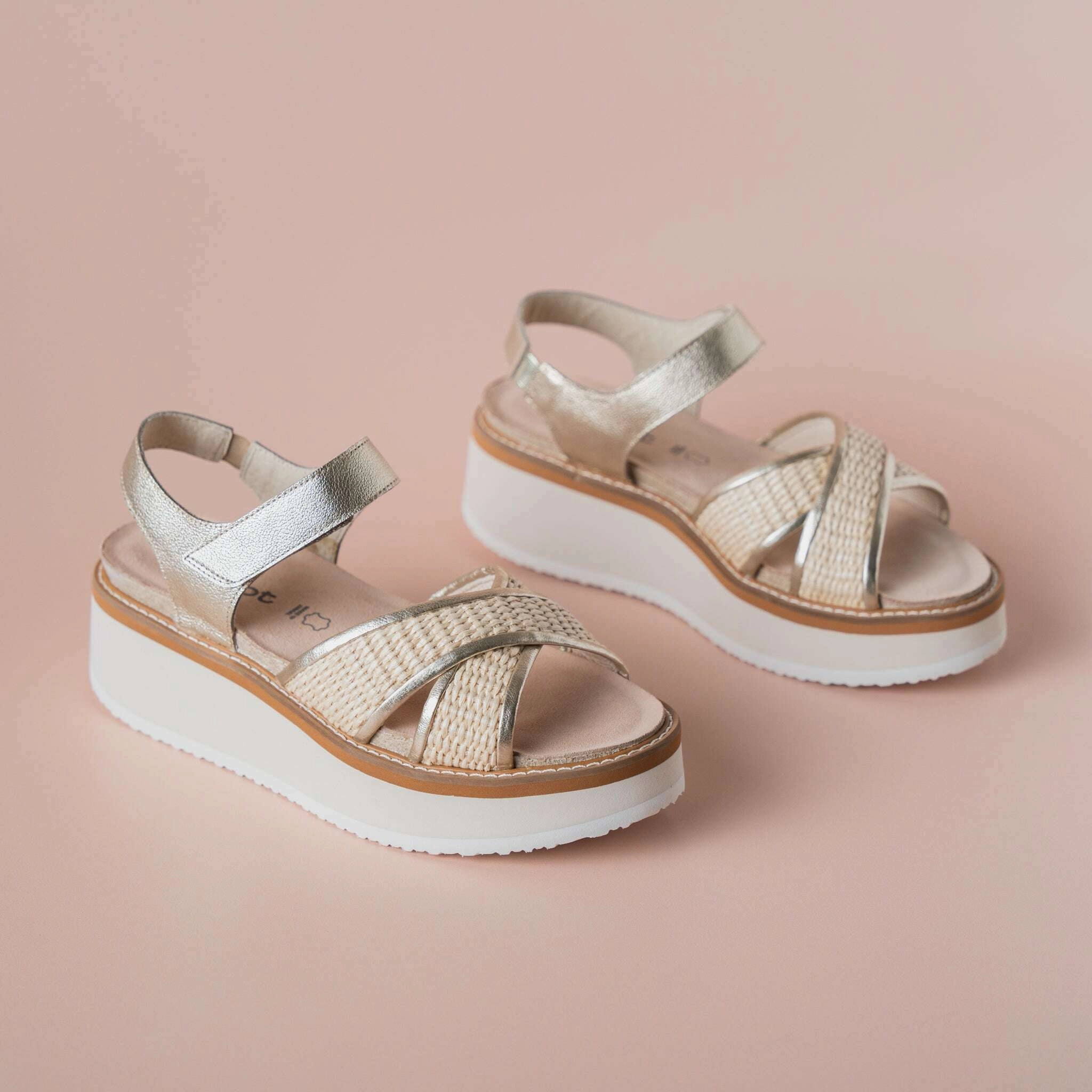 Demonia Shoes Mary Jane NAOT - Pavlova