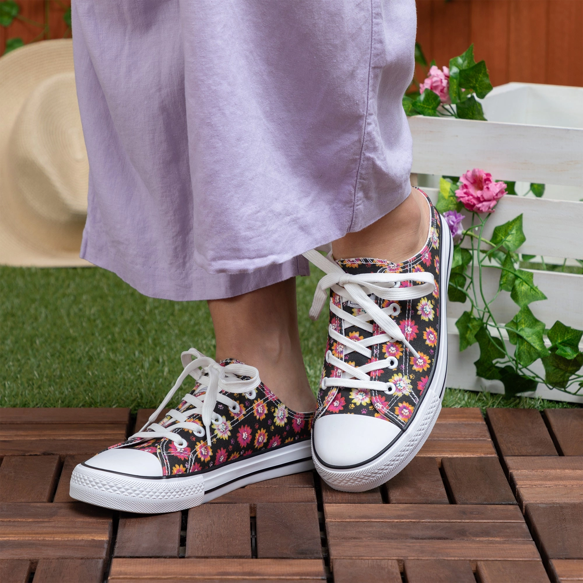 Amiri Slip On Skeleton Paw Print Canvas Slip-On Sneakers