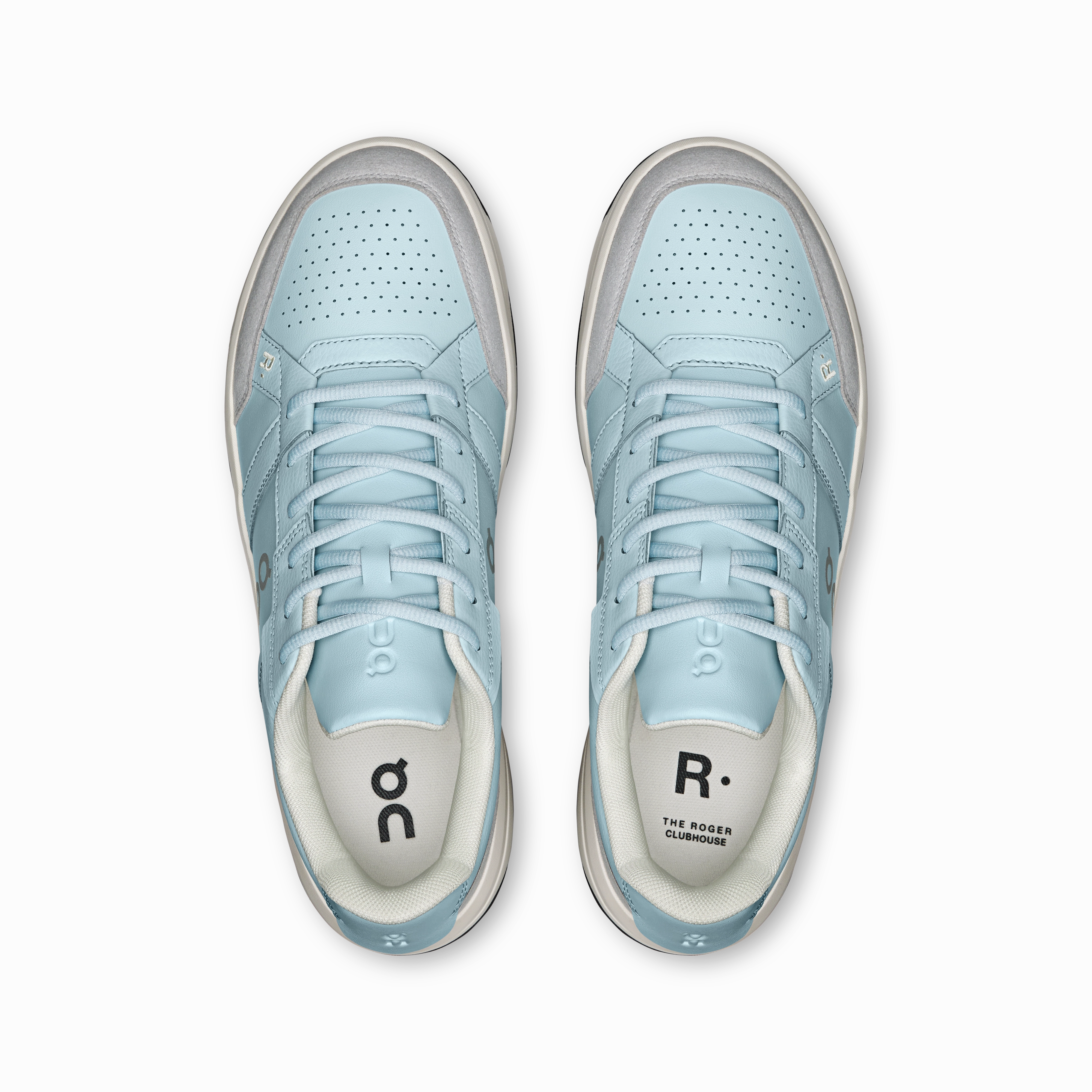 On Running The Roger Clubhouse Arctic Ivory Dirty Tennis Shoes