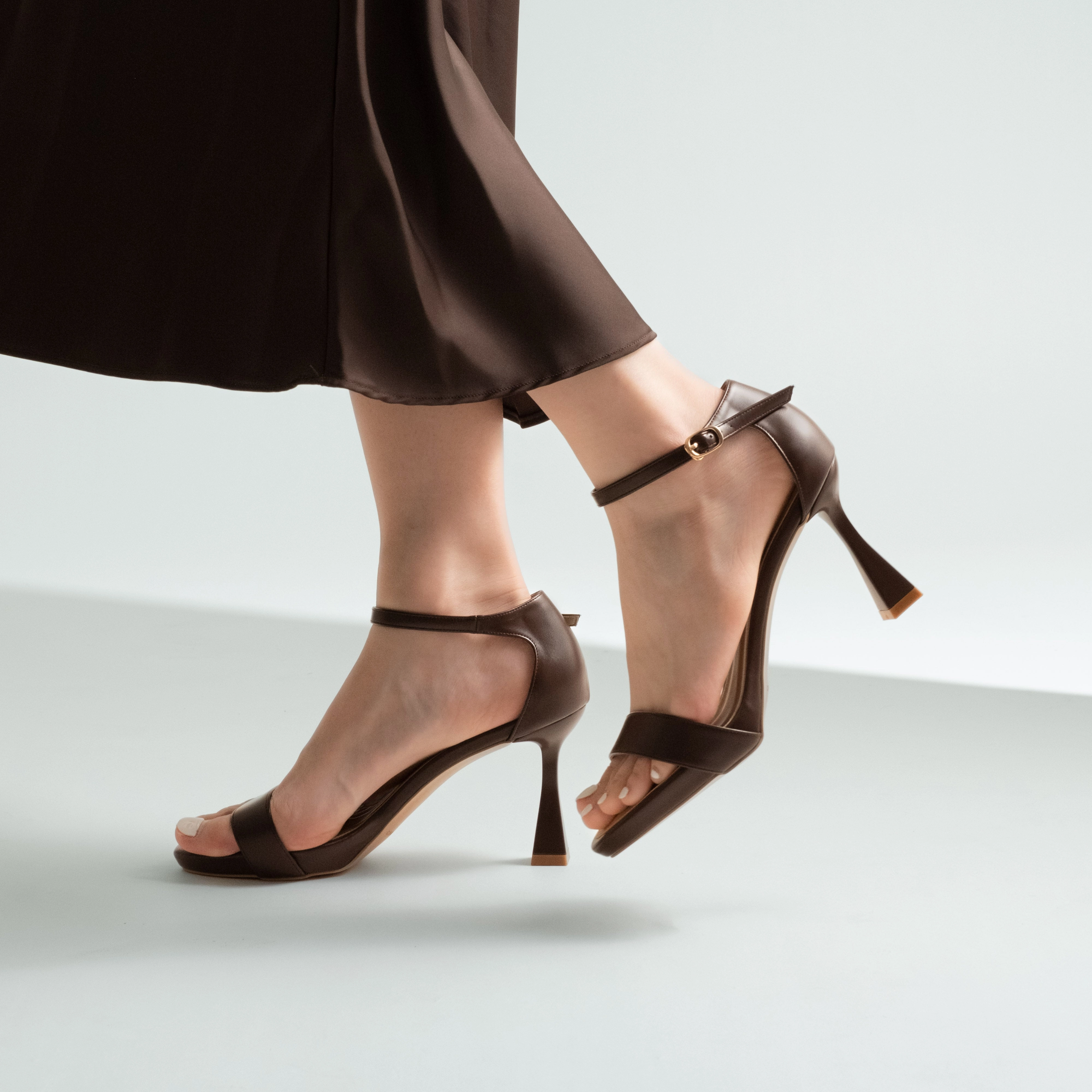 Skyler Platform Sandals Sofia Mary Jane Shoes Size 9