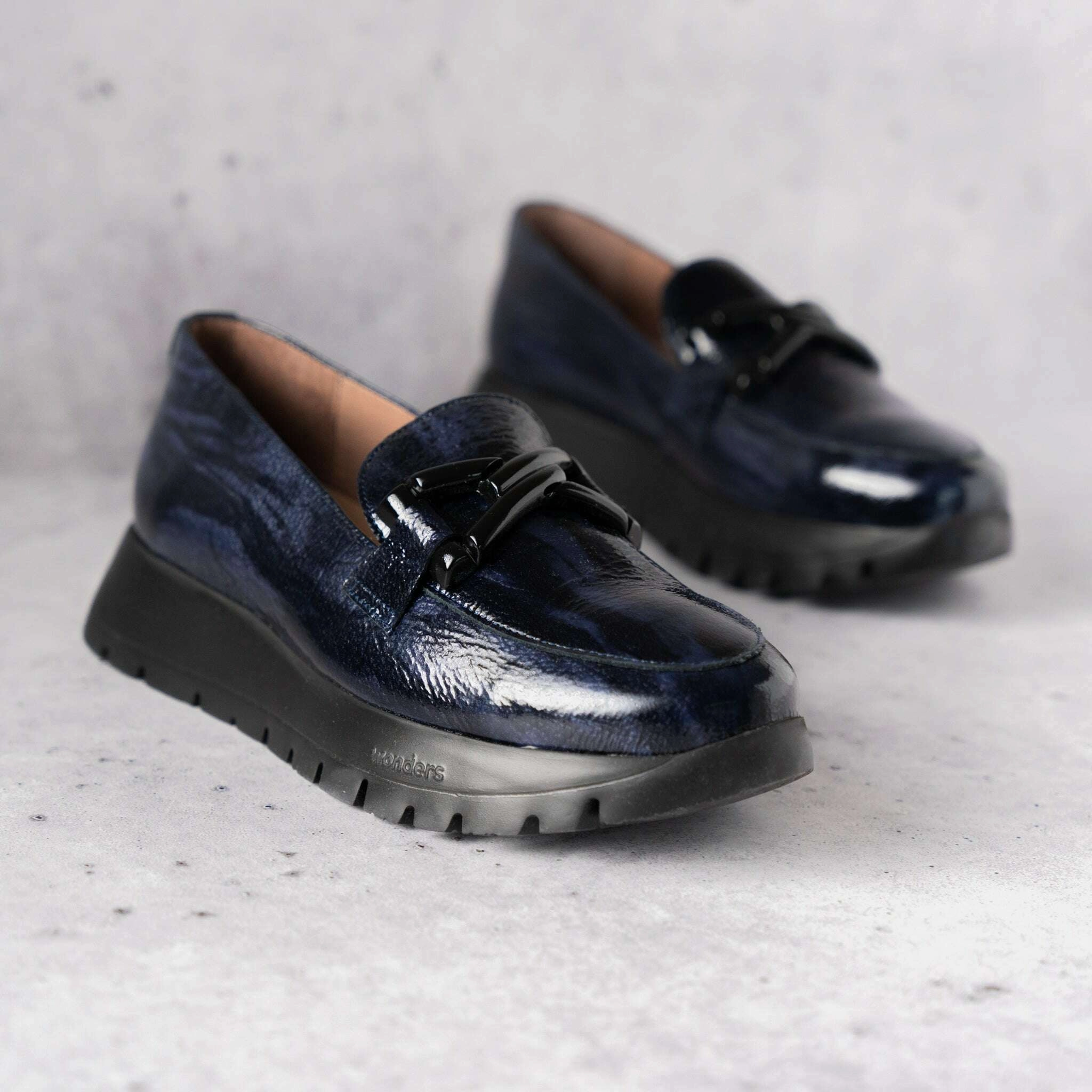 Track Sole Loafers WONDERS - A-2474