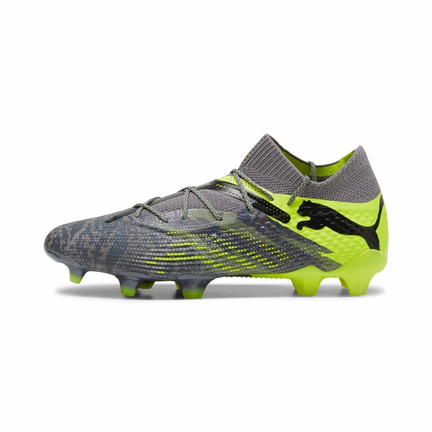PUMA FUTURE 7 ULTIMATE RUSH FG/AG Best Cleats For Youth Soccer