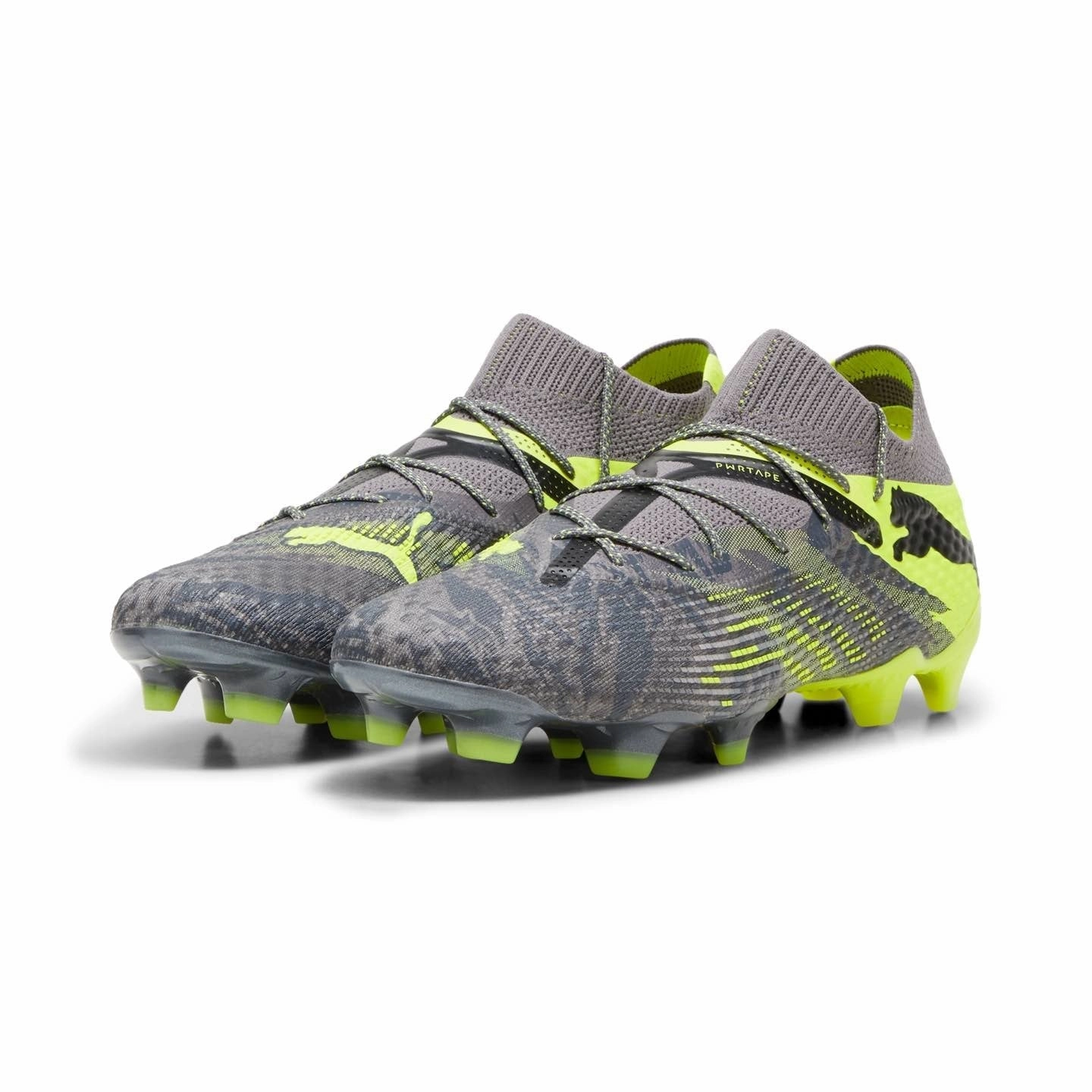 PUMA FUTURE 7 ULTIMATE RUSH FG/AG Low Cut Soccer Cleats