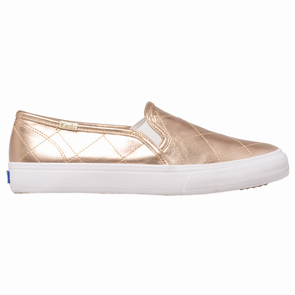 Double Decker Quilted Slip On Sneakers Comfort Slip Ons