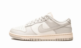 Nike Dunk Low Light Bone Nike Flyknit Racing Shoes