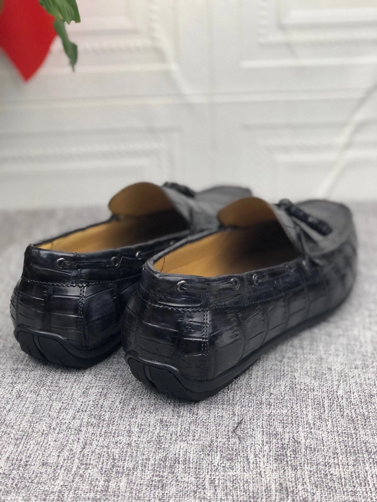 Preorder Crocodile  Leather Shoes Mens Slip-On Driving Loafer Shoes Vintage Light Grey Suede Loafers Outfit