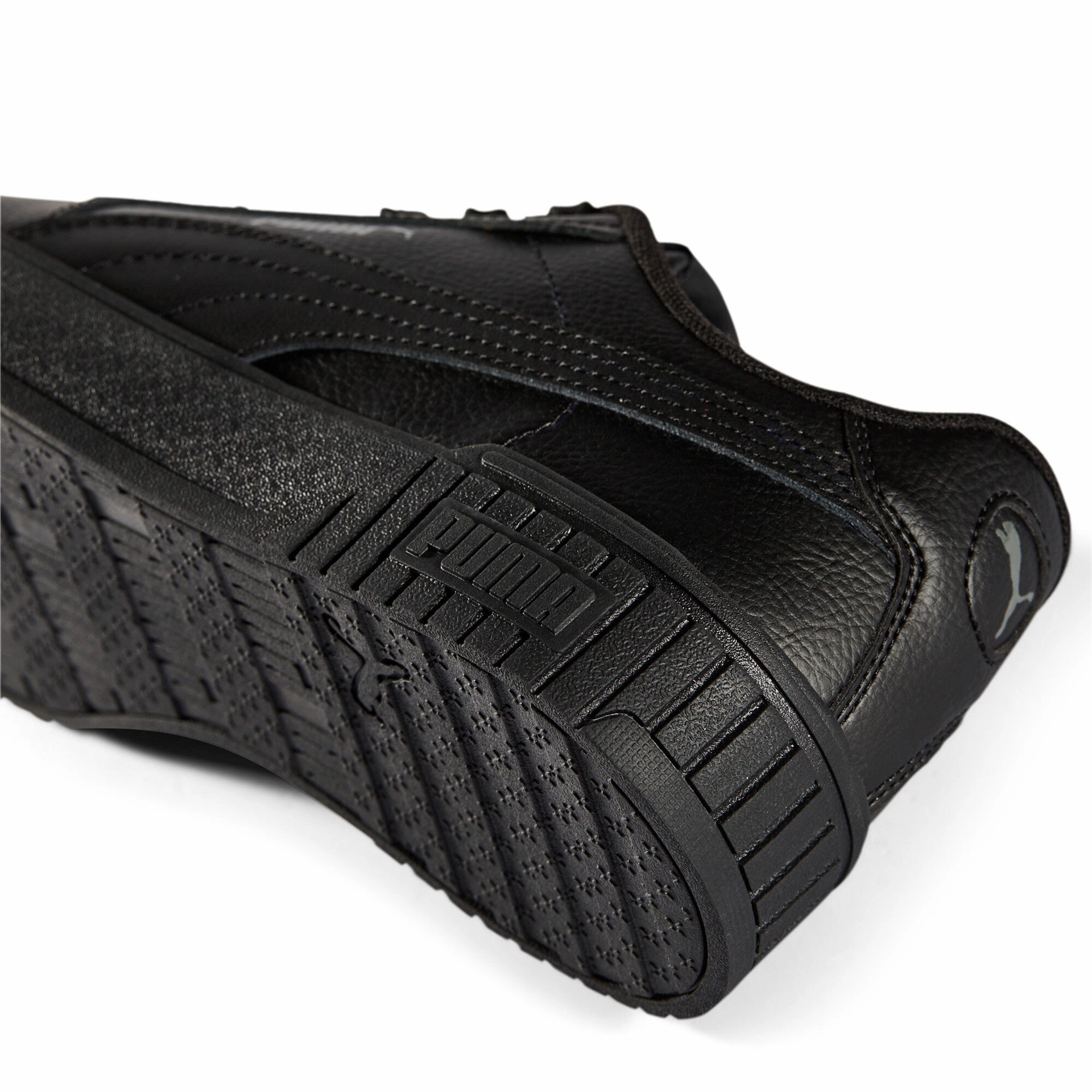 Gfore Tennis Shoes Puma Carina Sneakers