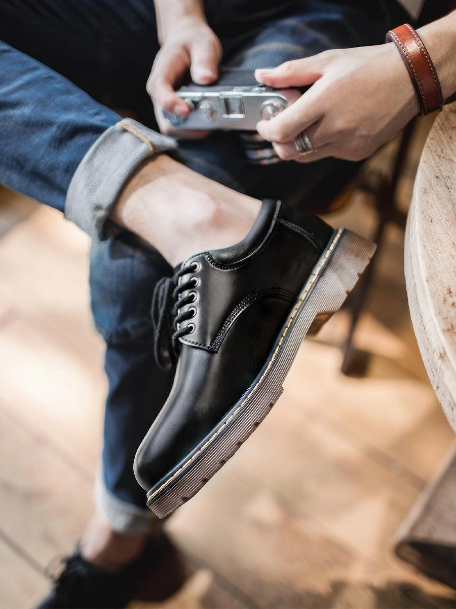 Retro Style Plain Derby Shoes Gold Lace Up Shoes