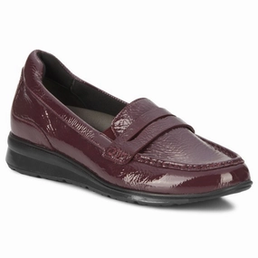 Spike Loafers Ros Hommerson Dannon Berry Crinkle Patent Leather Loafer (Women's)