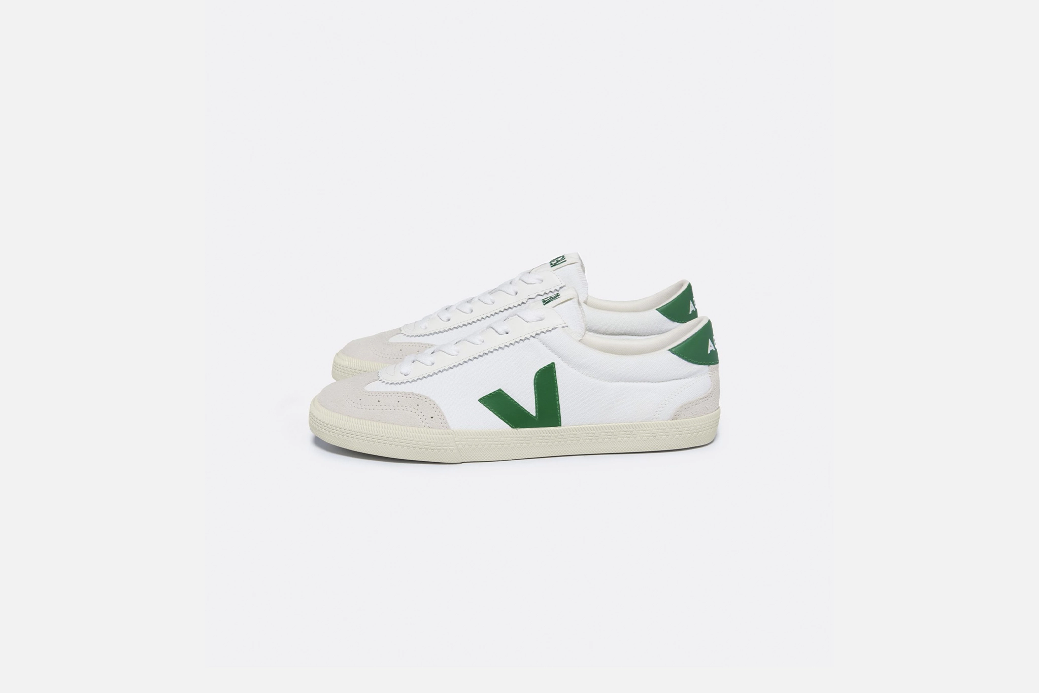 Veja "Volley CANVAS"  M - White / Emeraude Running Shoes With Low Heel Drop
