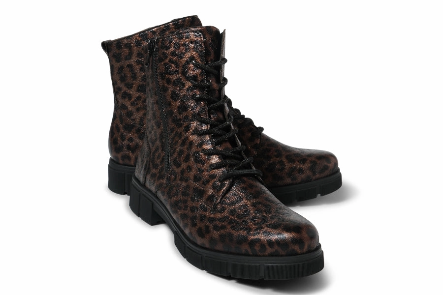 Waterproof Leather Brogue Boots REM MARTINI