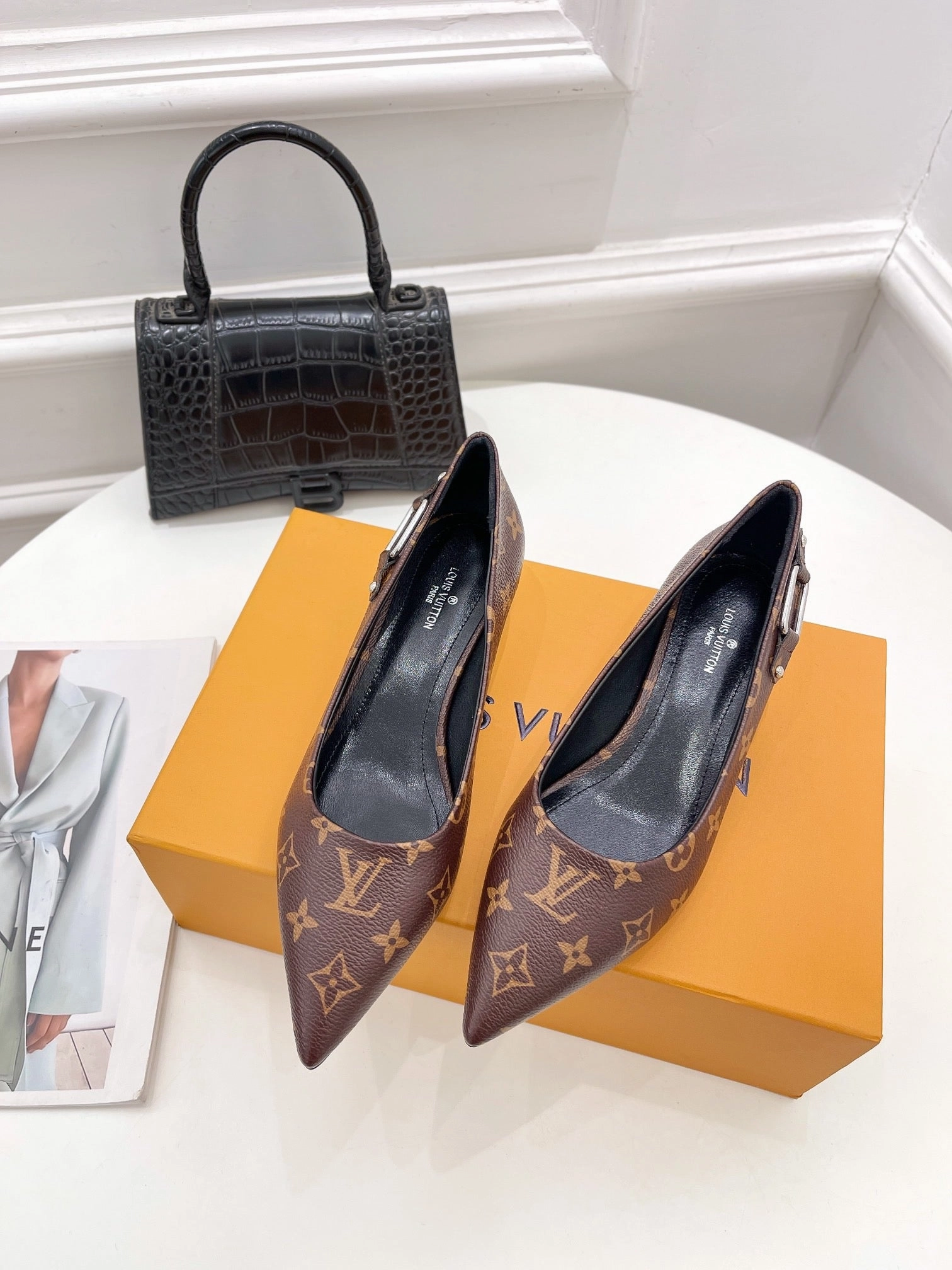 Best Walking Shoes For Business Casual SE807 Pointed Toe Flats / Size4-11