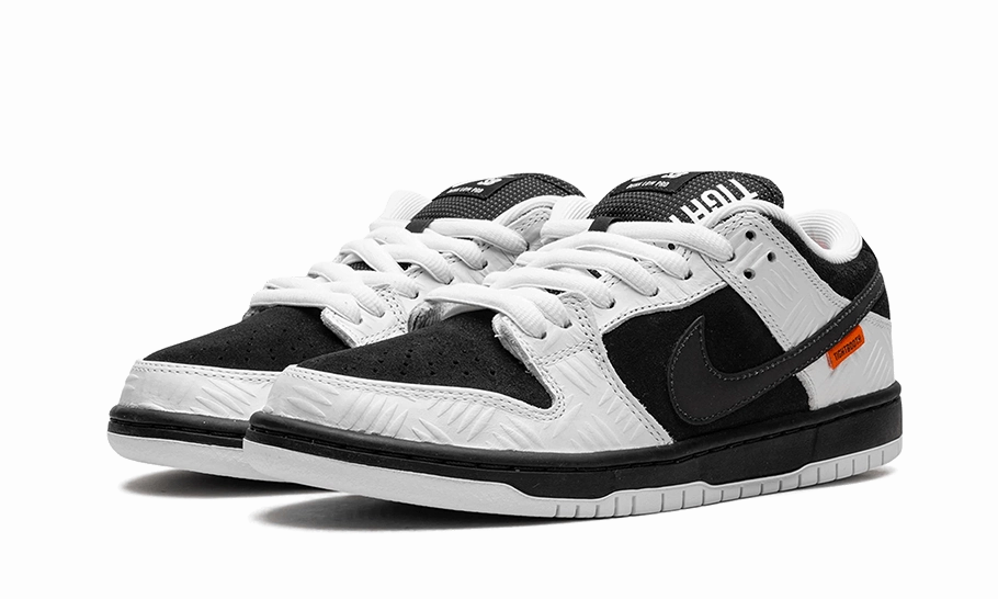 Nike SB Dunk Low TIGHTBOOTH Shoes Nike New York