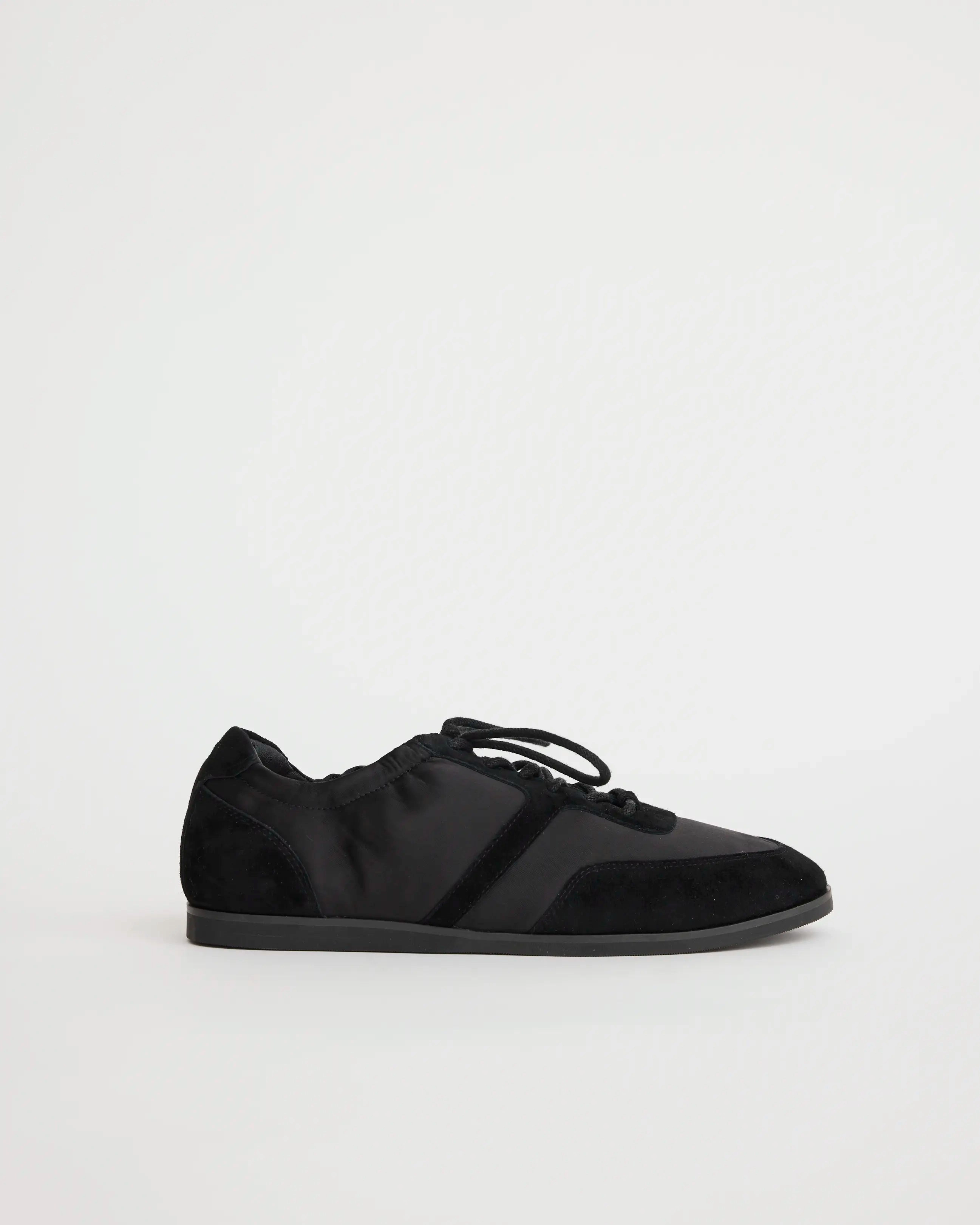 Fancy Ways To Lace Up Shoes Elim Derby | Black