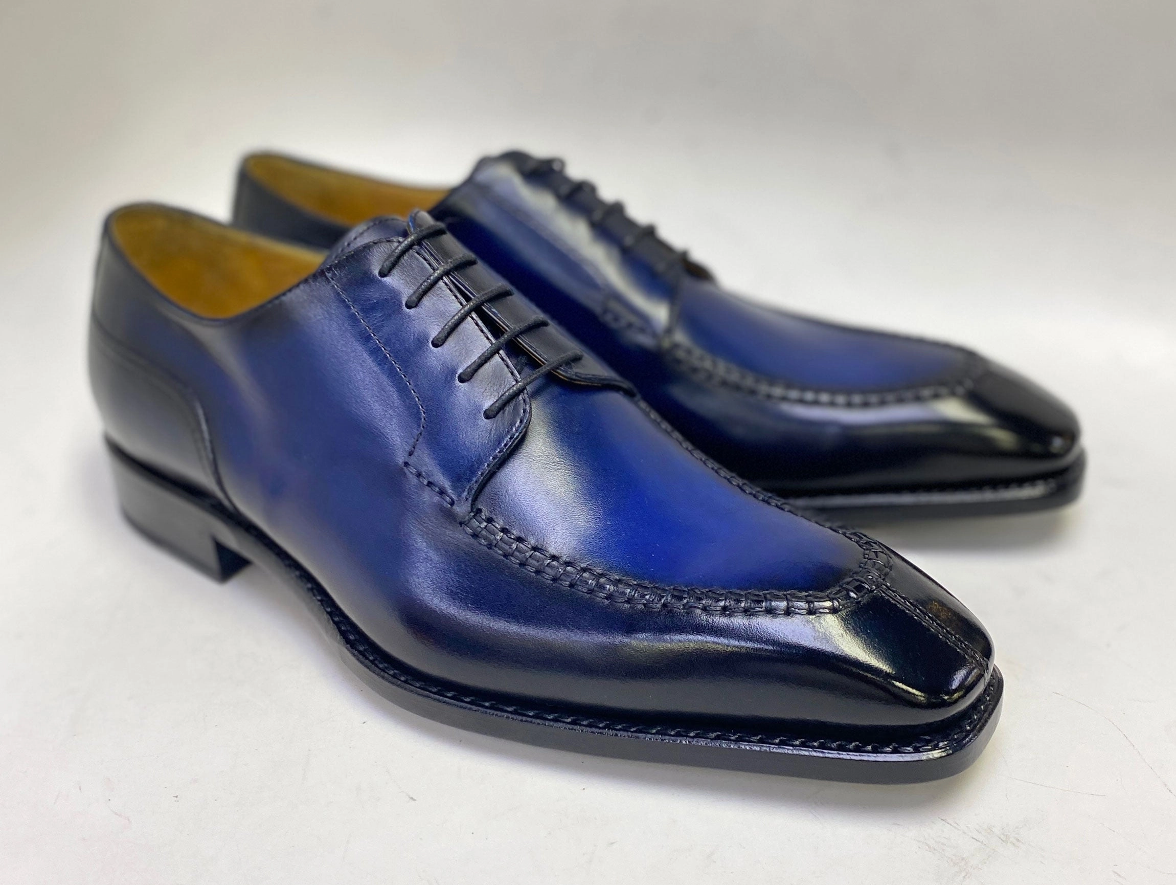 Style: Norman Plus! - Navy Emma Oxfords