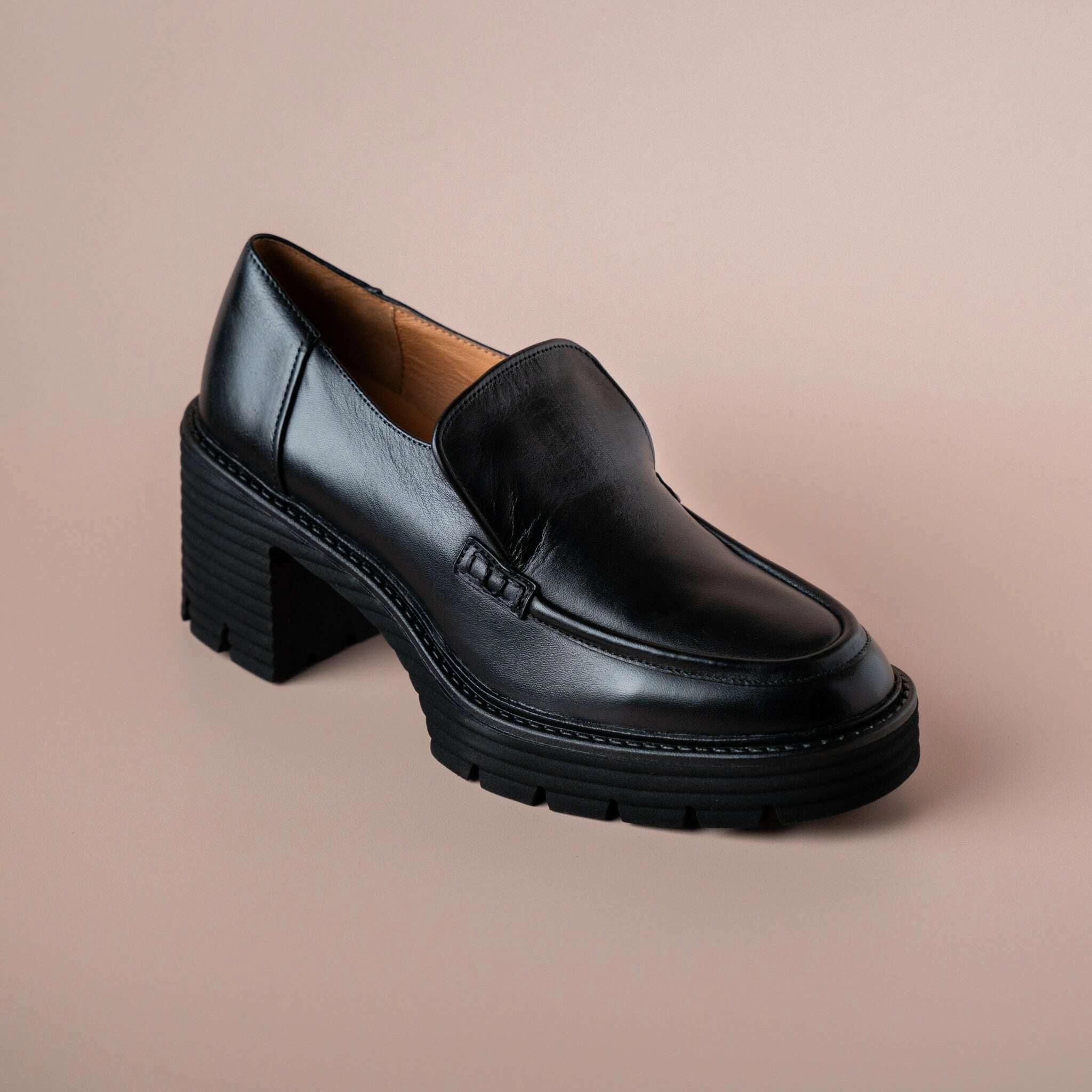 EOS - Malia - Rust & Black Mules And Loafers