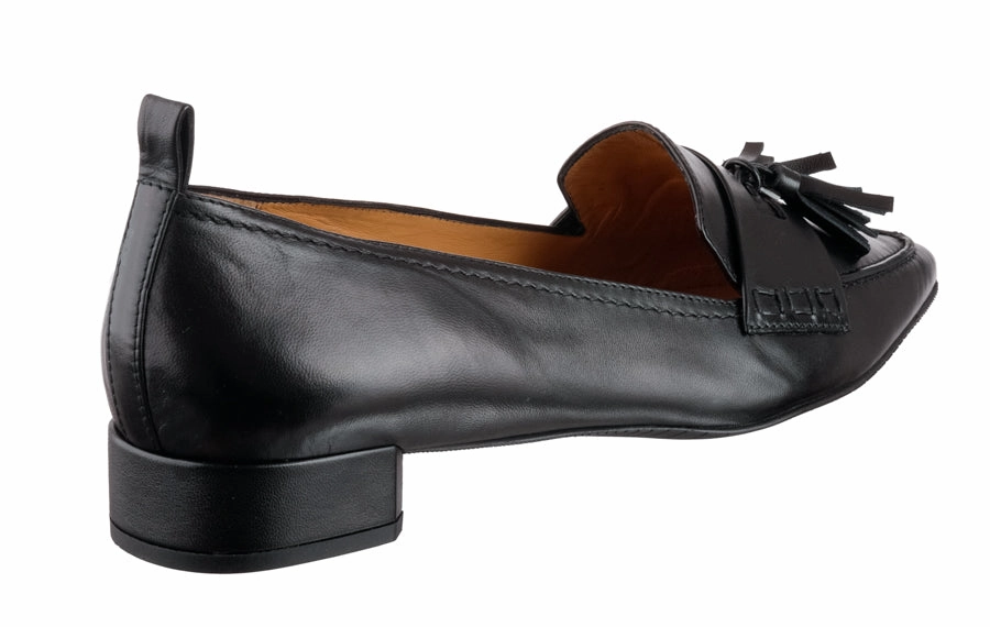 Mdf Phoebe Tassel Loafers And Jeans