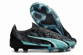 Puma Ultra Ultimate FG39-45 Soccer Cleats And Shin Pads