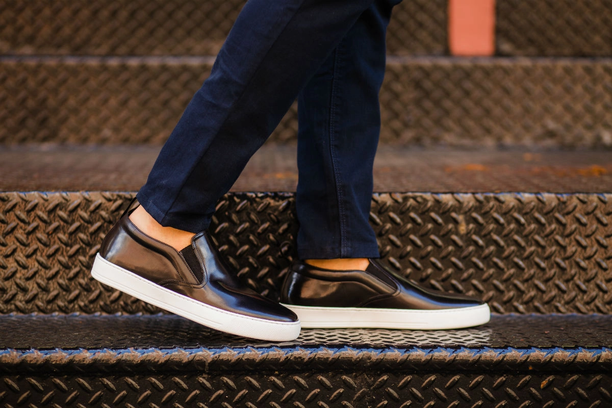 Bzees Wednesday Slip On The Ellis Slip-On Sneaker - Nero