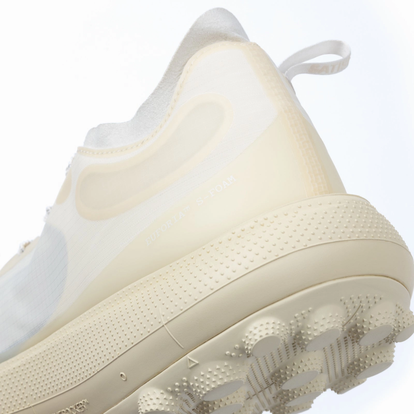 TheROCKER Trail Running Shoes Antique White Mount To Coast Trail Shoes