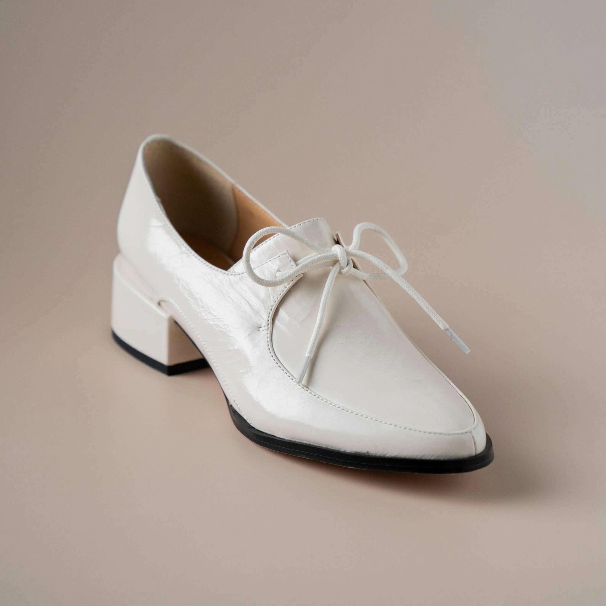 Loafers Beach Club Raleigh EOS - Casi - Oxford Low Heel - Black & Ivory Patent