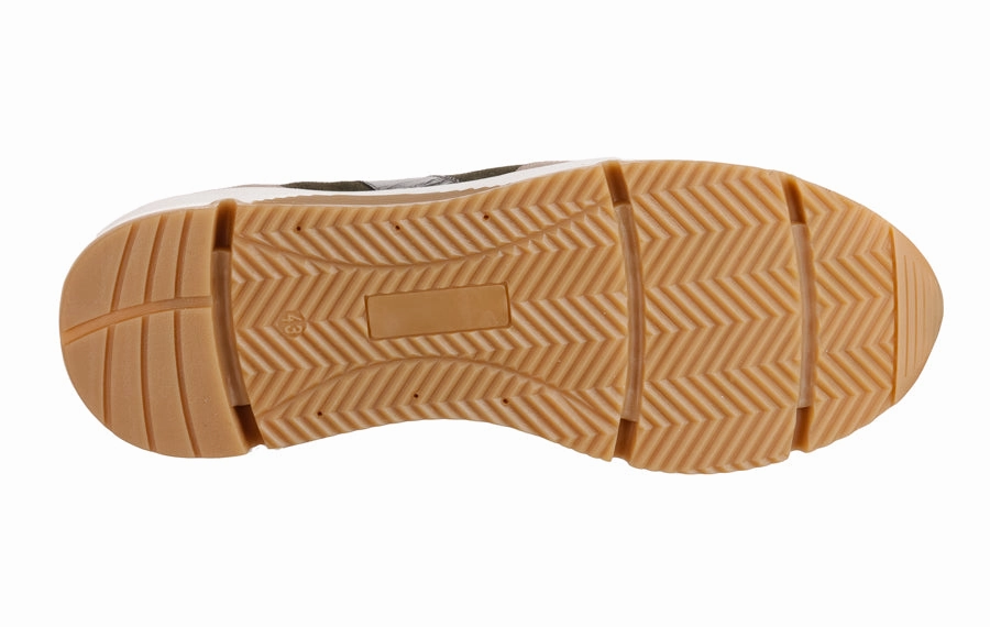 Pie Dash Brogue Shoes With Suit