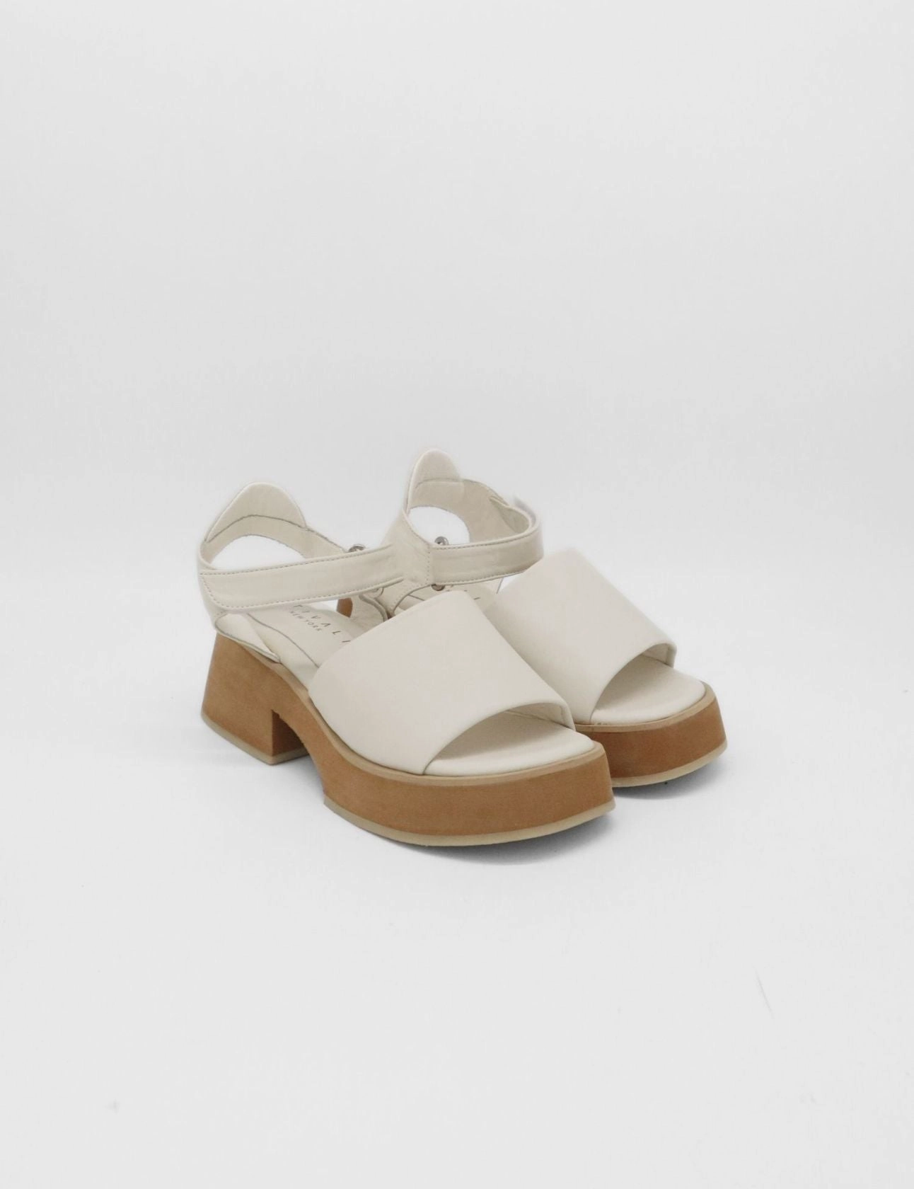 Cherokee Mary Jane Shoes Tribe clog platform strap sandals in off white leather womens shoes