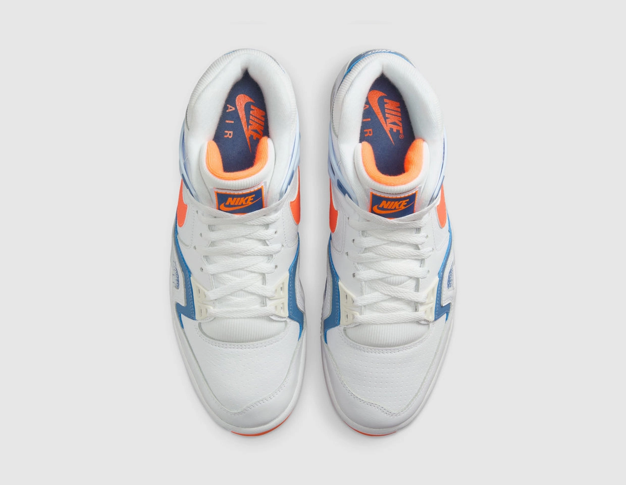 Brooks Tennis Shoes Nike Air Tech Challenge II White / Tart - Stone