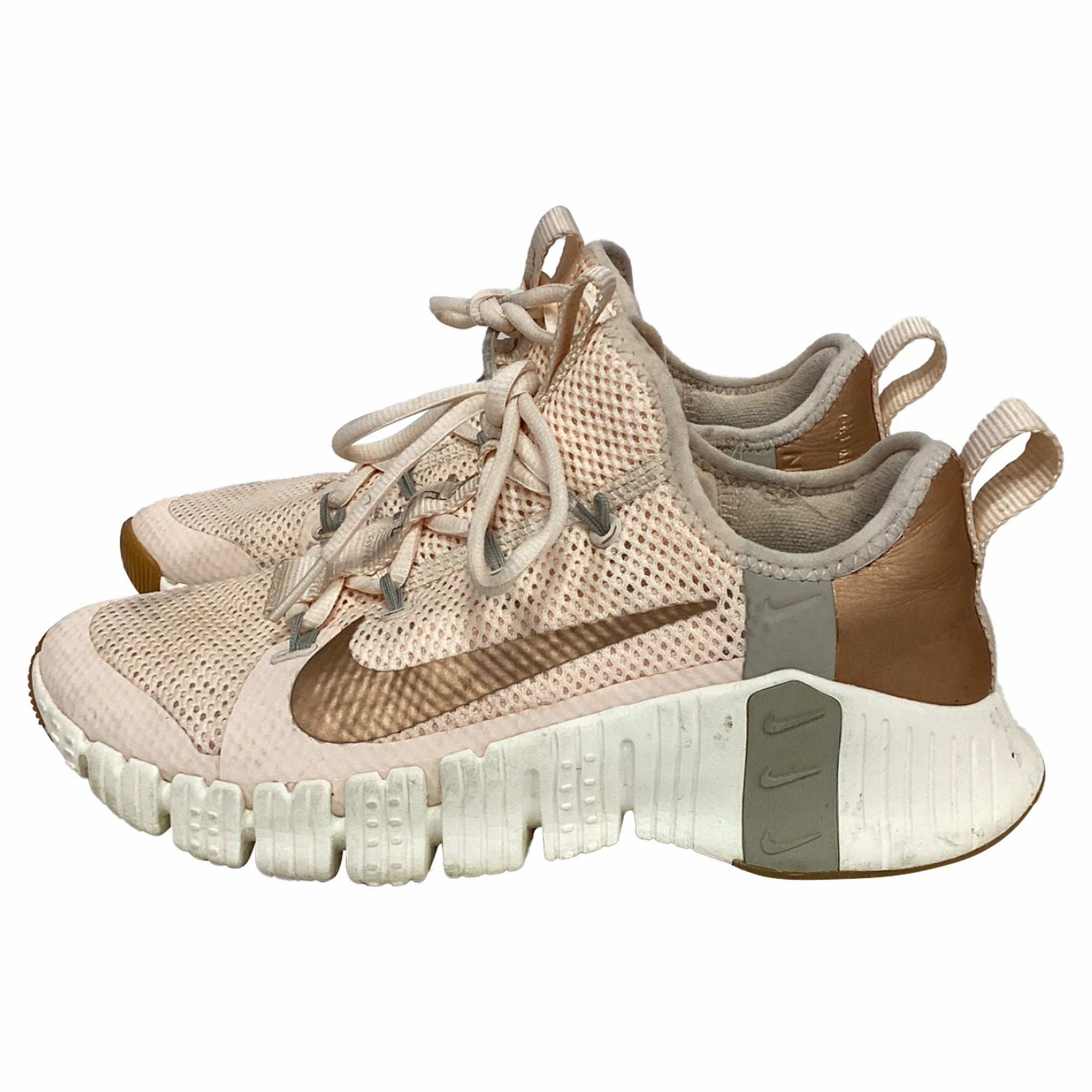 Training Shoes White Nike Free Metcon 3 Sneakers in Guava Ice Polyester