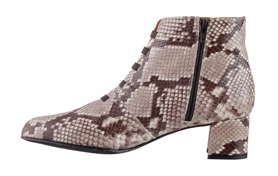 Heavy Brogues P&J Python