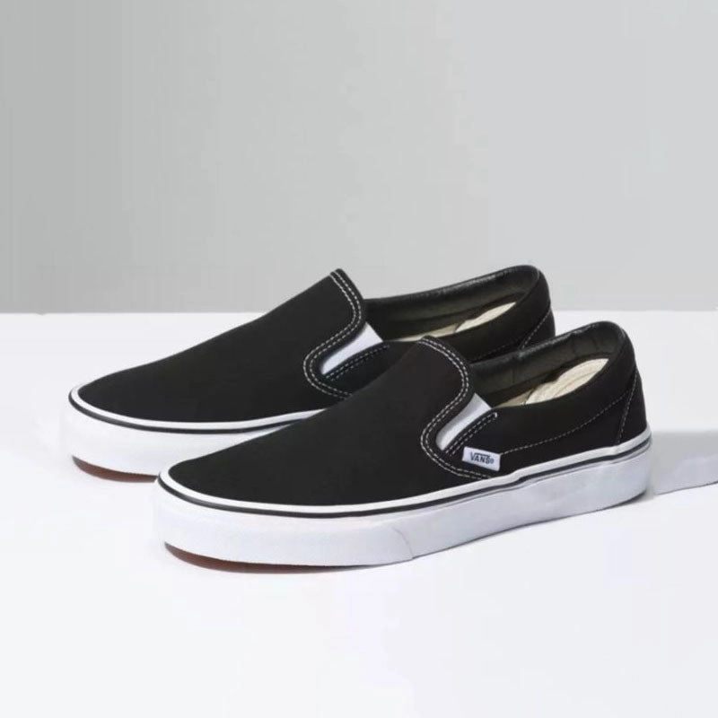 Motorcycle Slip On Mufflers  Slip Ons  Slip On Vans Classic Slip On in Black White
