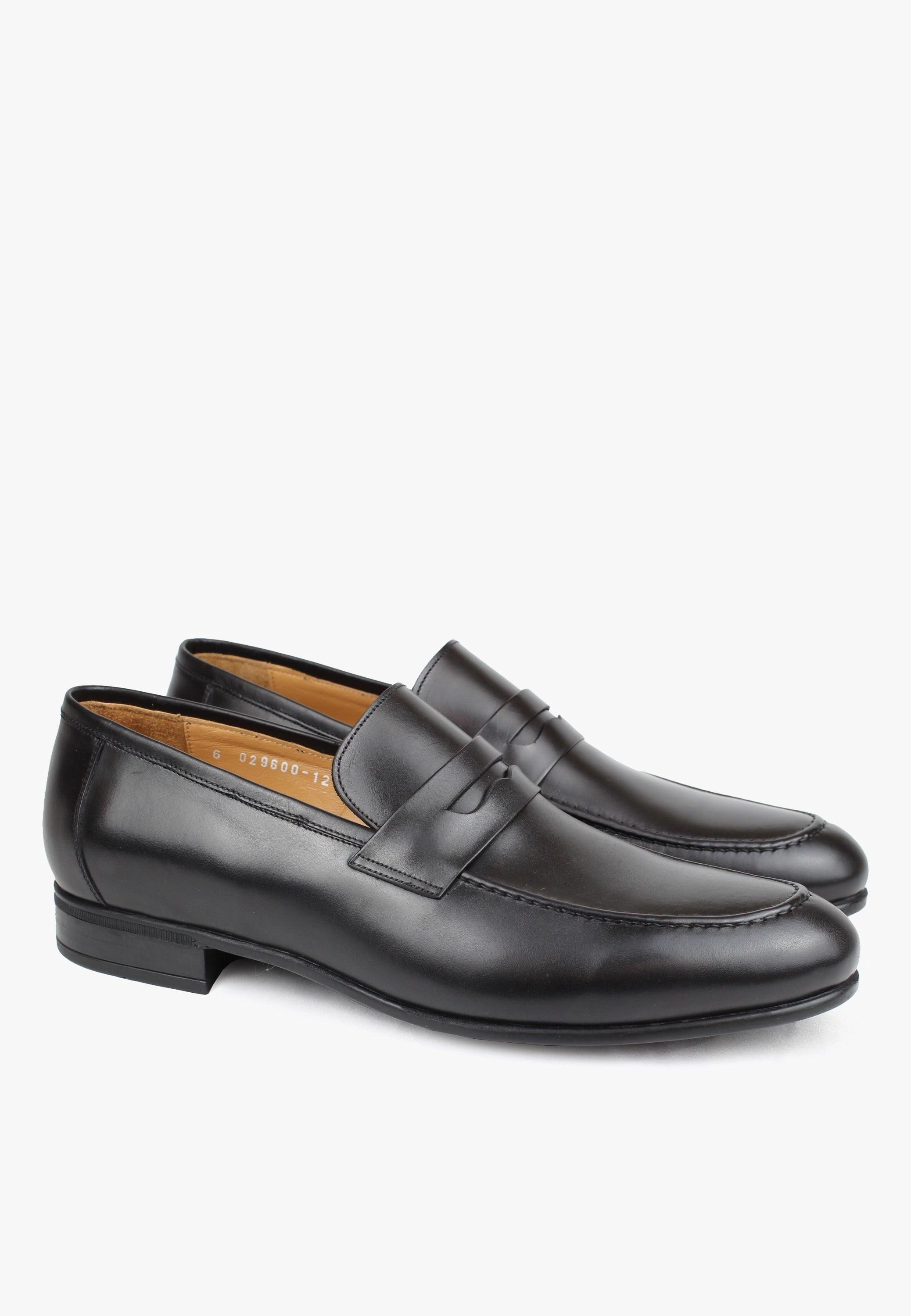 Loafers That Feel Like Sneakers Vegas Penny Loafer Full Grain Leather Black Classic
