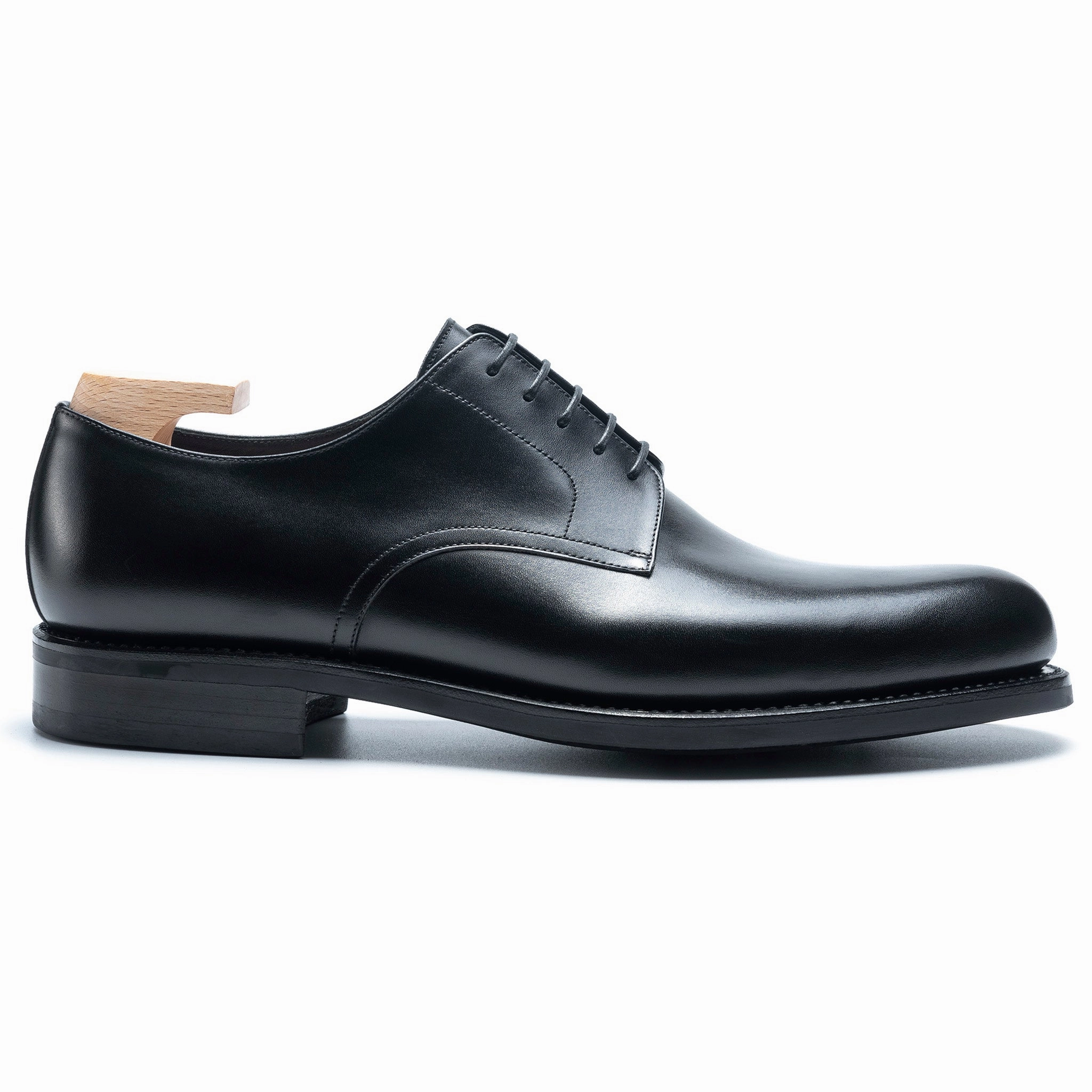 STEWART Derby Shoes With A Suit