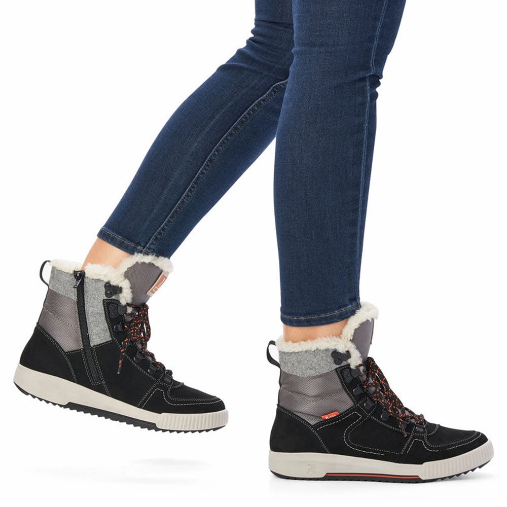 W0170 Best Snow Boots For Snowshoeing