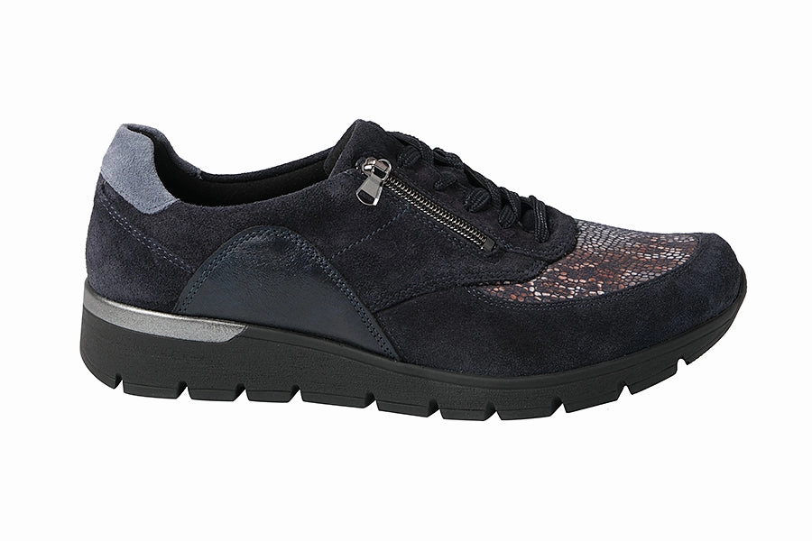 WAL MATISSE NAVY Children's Ghillie Brogues