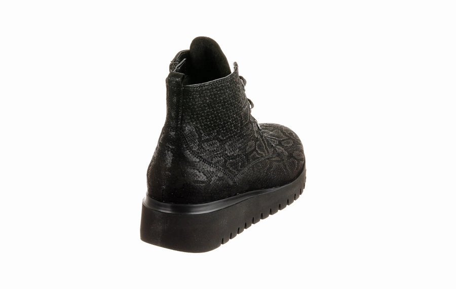 Wal Veronica Sid Brogues