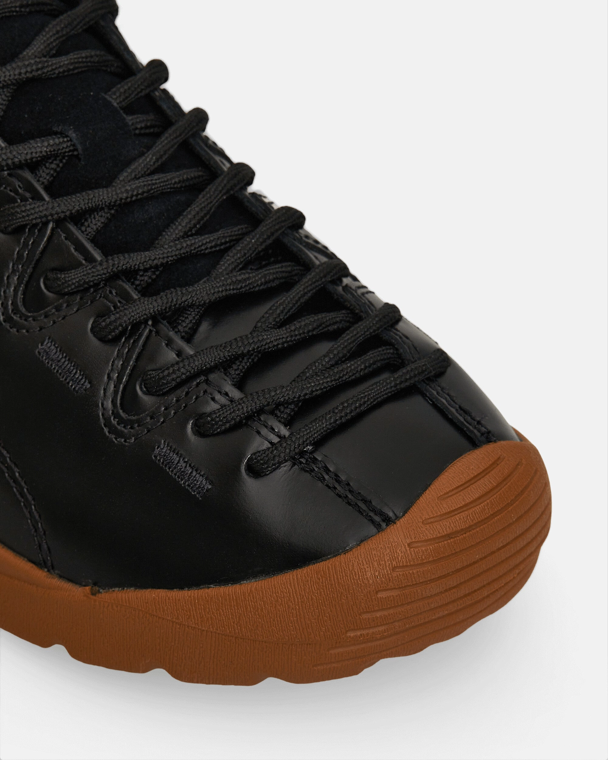Women's Highsnobiety Jasper Sneakers Black / Gum Best Strap Climbing Shoes