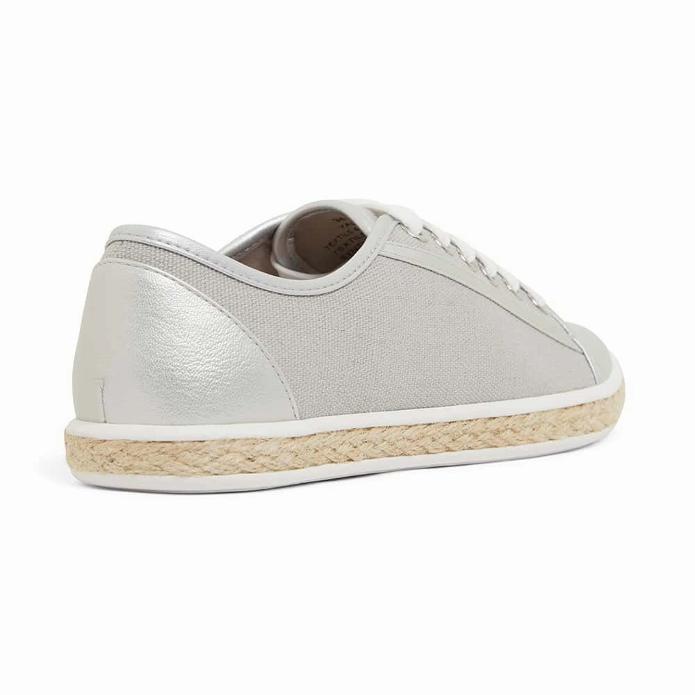 Casual Club Shoes Yale Sneaker in Silver Canvas And Smooth